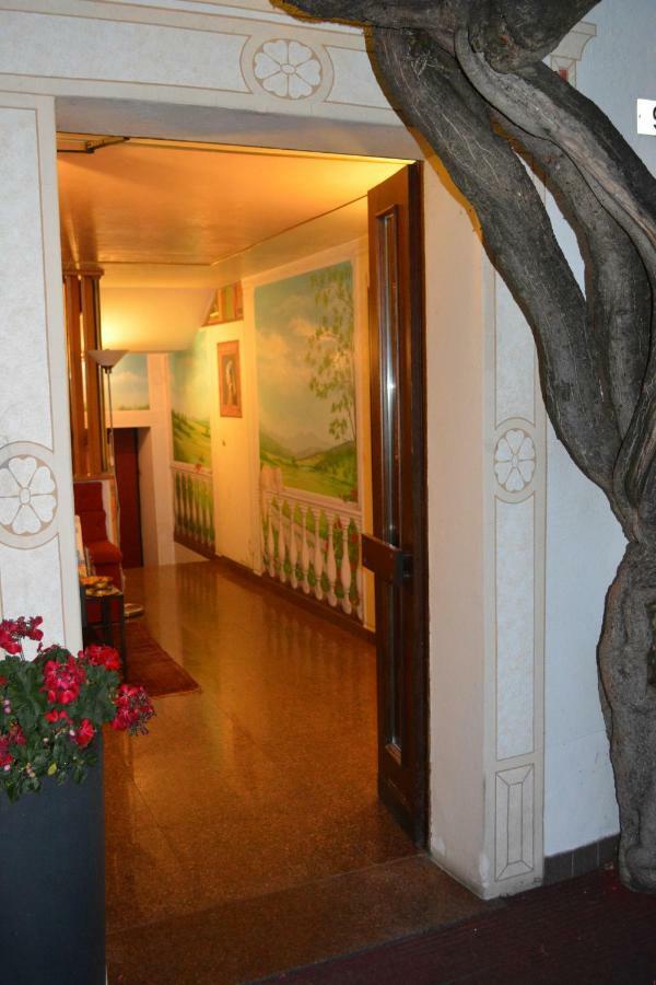 Alla Posta Guest House Garna d'Alpago Exterior foto